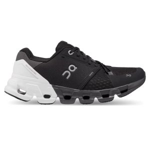 Women Cloudflyer 4 – Black / White
